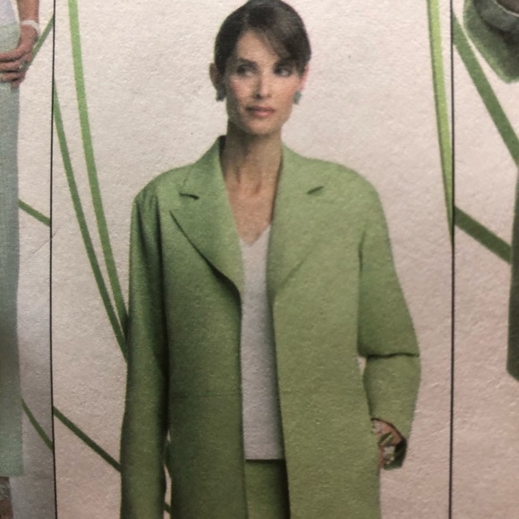 Vogue V2804 wardrobe for summer- pants- skirt- top- dress and jacket all include - Picture 8 of 12